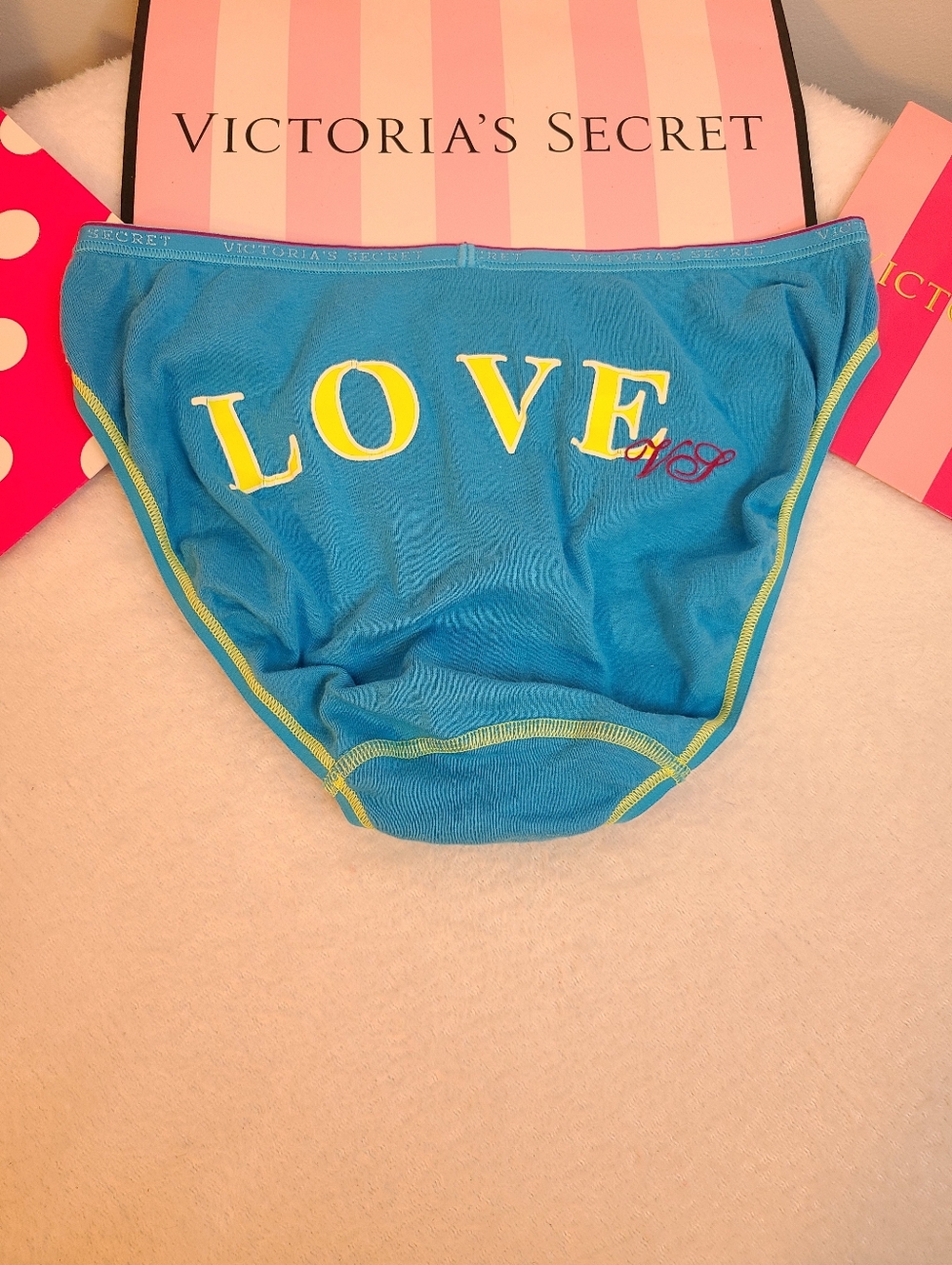 VTG Victoria's Secret Signature Cotton Classic Bikini Panty Size M Graphic